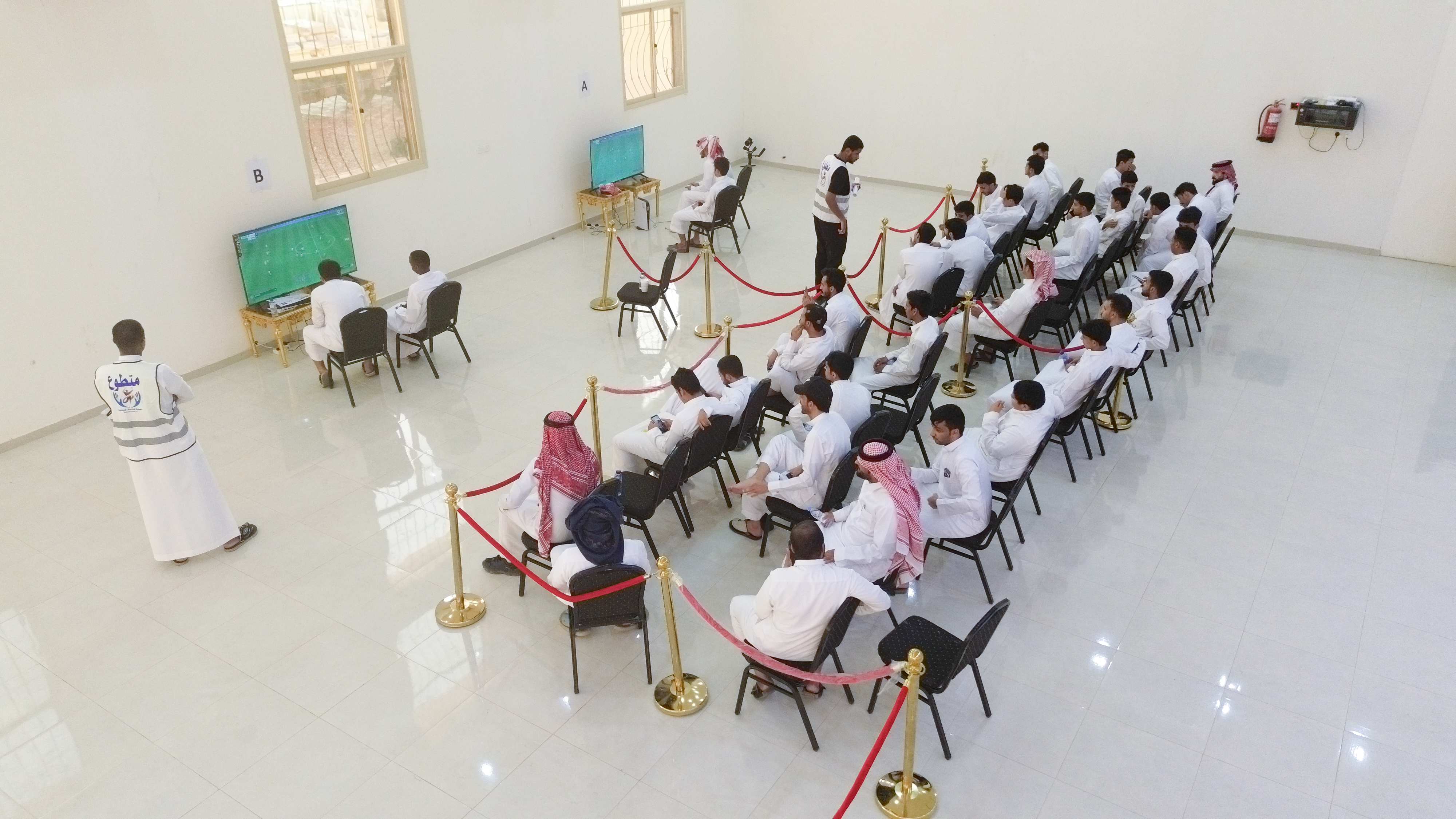 صورة جماعية للمشاركين